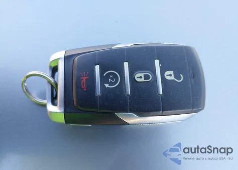 2021 Ram 1500 Big Horn 4X4 5'7 Box z USA, uszkodzony, nr VIN 1C6SRFFT6MN826449